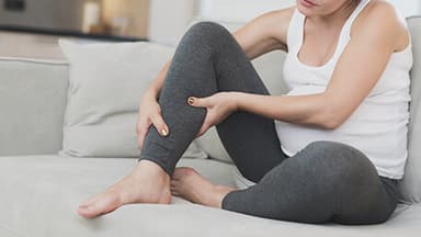 Dolor o pesadez en las piernas